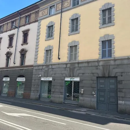 Casa Dai Toni Cortesi 2 * Bergamo