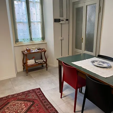 Casa Dai Toni Cortesi 2 Апартаменты Бергамо